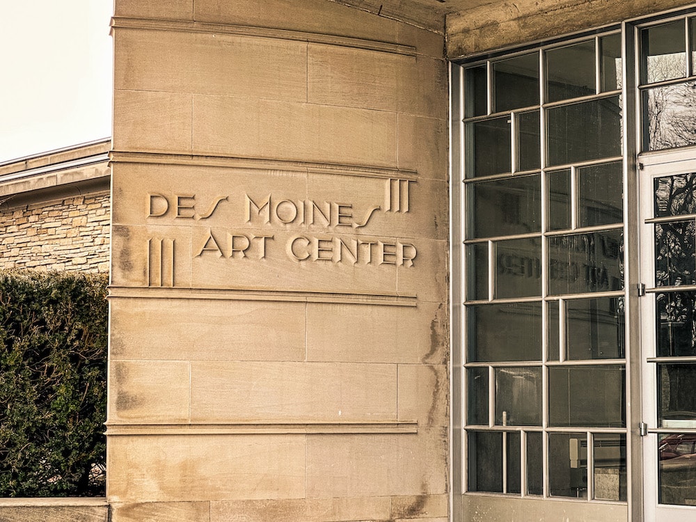 Des Moines Art Center entrance