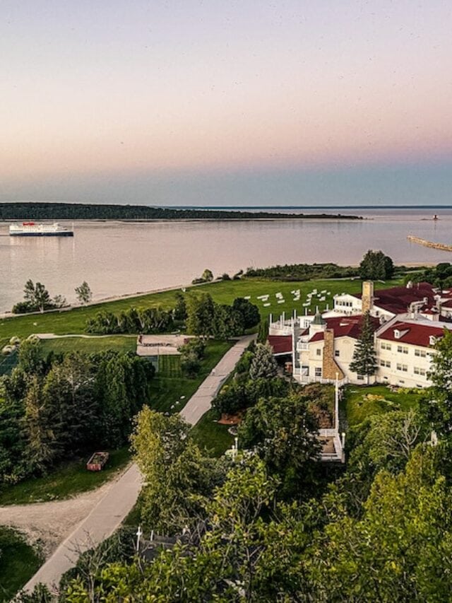 Best Ferry to Mackinac Island